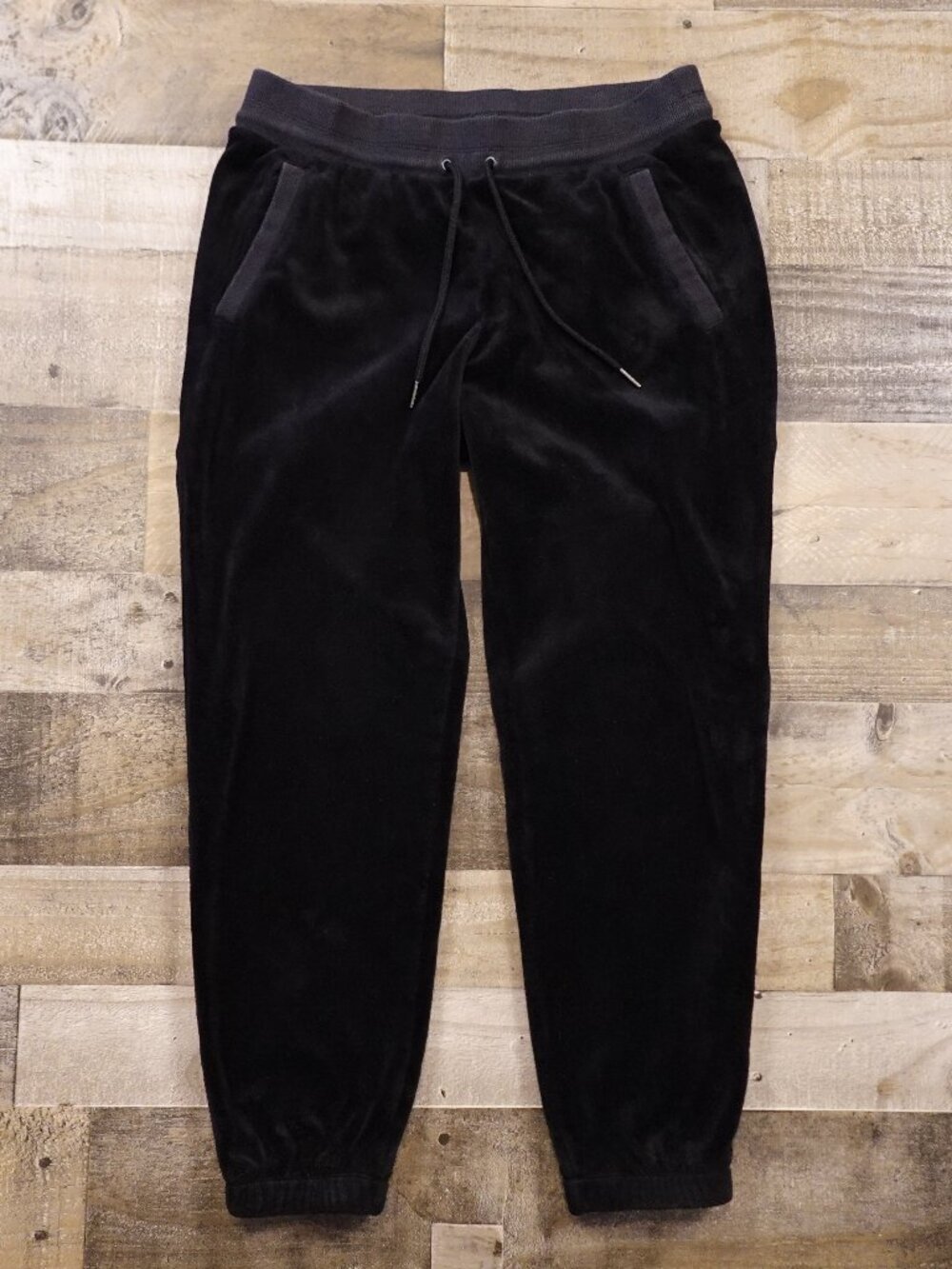 Athleta Cozy Karma Recover Jogger Women’s Medium Black Velour